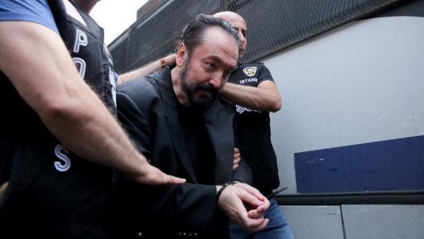 Foto - Erzurumlulara dikkat çeken "Adnan Oktar" uyarısı: "Umarım çok büyük hasar vermez" diyerek duyurdu