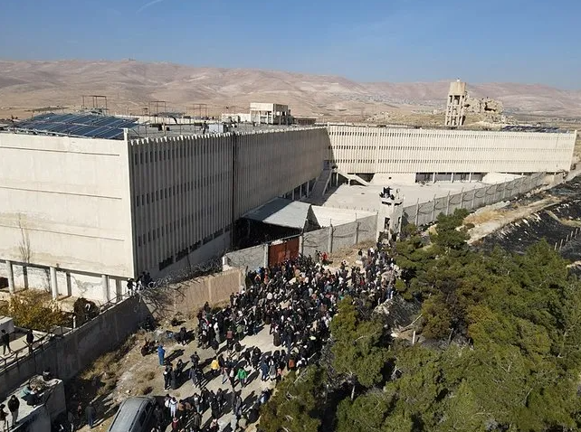 Foto - Esad’ın ölüm kampı! Saydnaya Hapishanesi