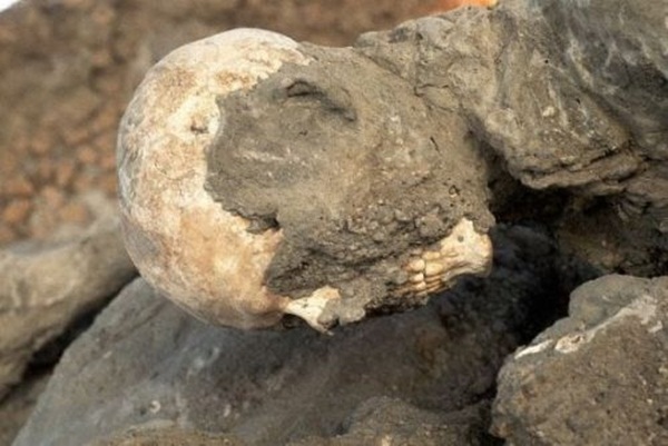 Foto - Eşcinsel rezalet! İşte yüce Kur'an'da Lut Kavmi'nin helakı