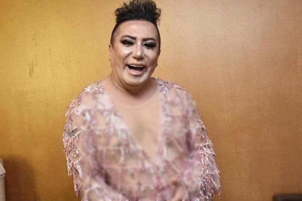 Eşcinsel sapkın Murat Övüç’ün bu paylaşımı tepki çekti