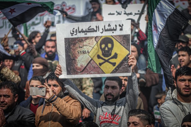 Foto - Esed'e karşı ayağa kalktılar