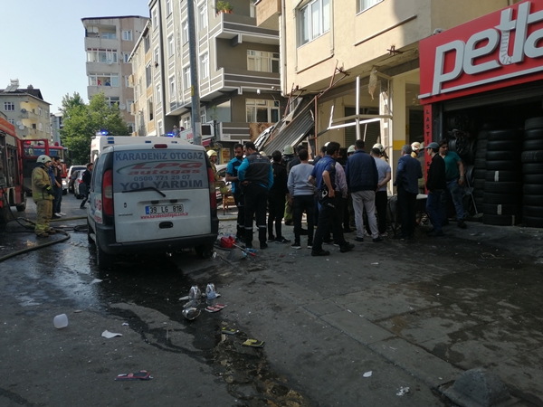 Foto - Esenler'de iş yerinde patlama! Çok sayıda yaralı var
