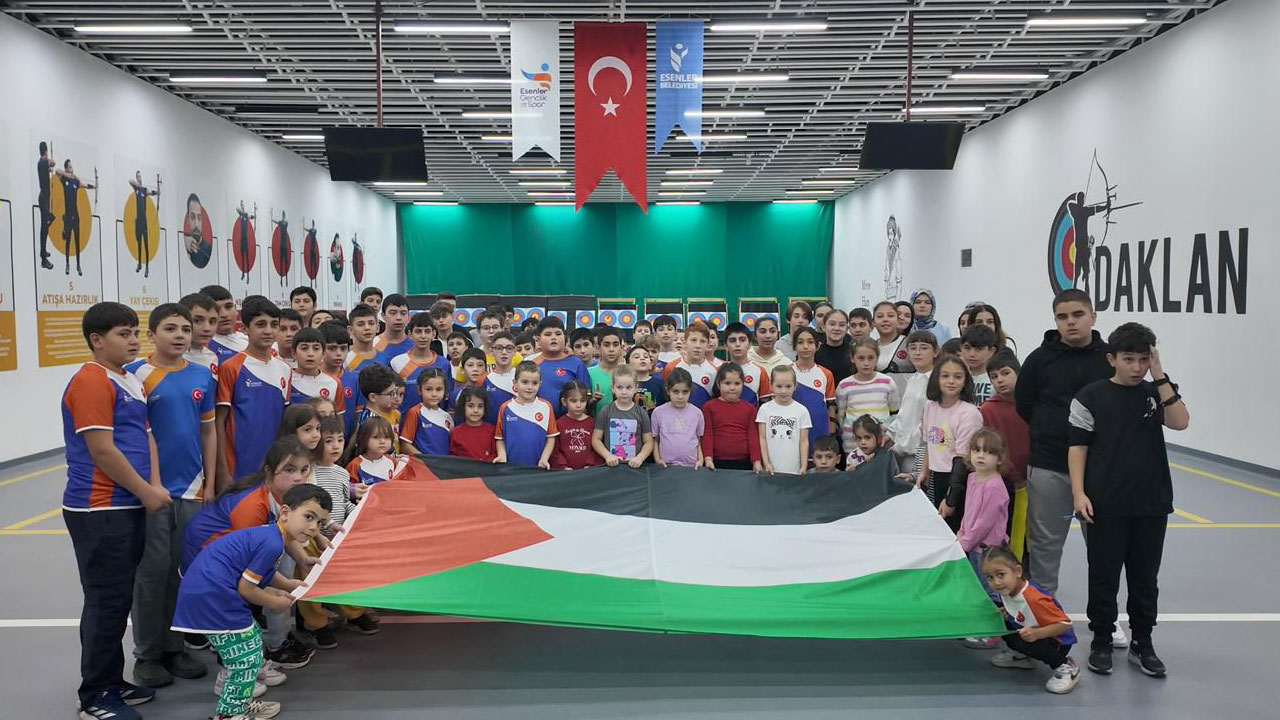 Foto - Esenlerli sporculardan Gazze’ye destek