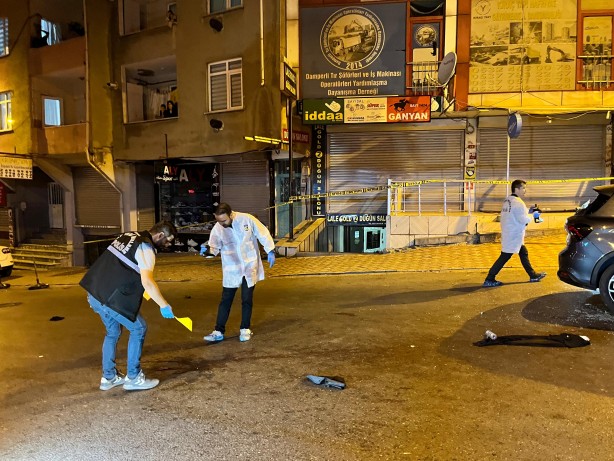 Foto - Esenyurt’ta aracın çarptığı üç yaşındaki çocuk hayatını kaybetti