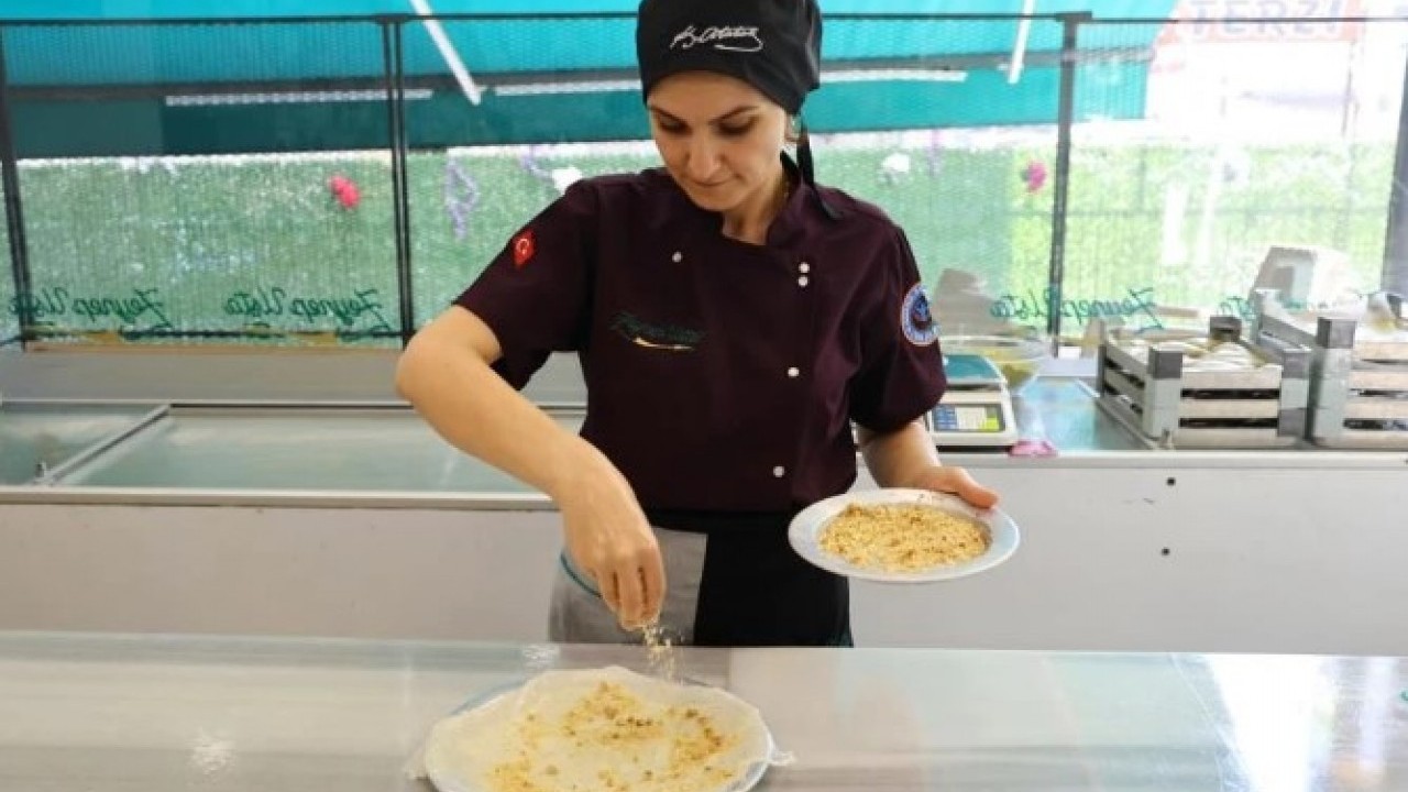 Foto - Eşi için yaptı sipariş menüsüne koydu! Şimdi paraya para demiyor