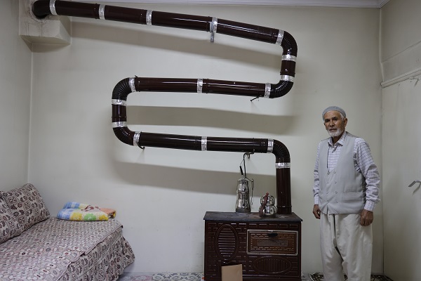 Foto - Eşi üşümesin diye adeta sanat yaptı! 