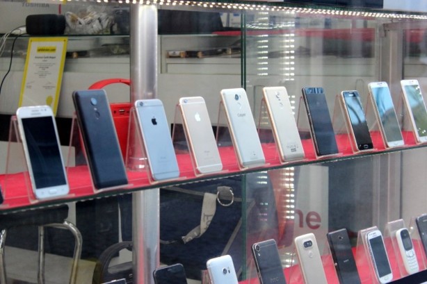 Foto - Eski akıllı telefon almak mantıklı mı?