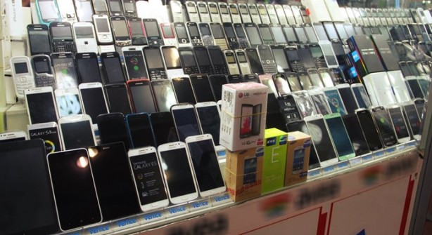 Foto - Eski akıllı telefon almak mantıklı mı?