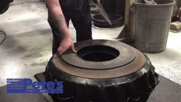 Foto - Eski araba lastiğini öyle bir hale getirdi ki!