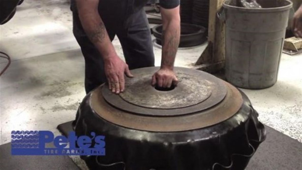 Foto - Eski araba lastiğini öyle bir hale getirdi ki!