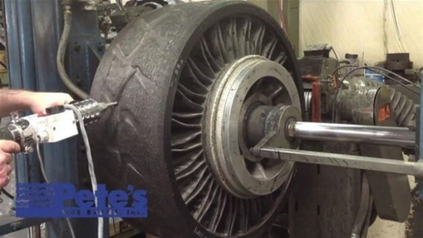 Foto - Eski araba lastiğini öyle bir hale getirdi ki!