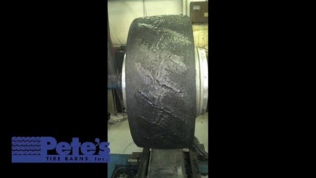 Foto - Eski araba lastiğini öyle bir hale getirdi ki!