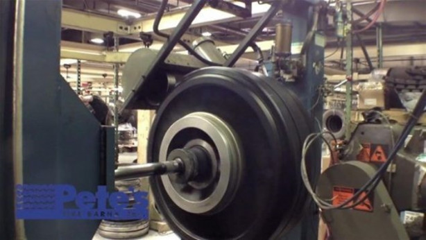 Foto - Eski araba lastiğini öyle bir hale getirdi ki!