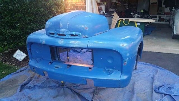 Foto - Eski araba parçalarından mobilya üretti!