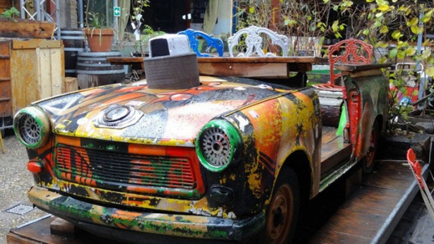 Foto - Eski araba parçalarını öyle şeylere dönüştürdüler ki!