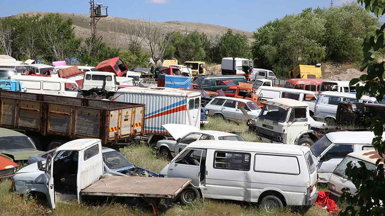 Eski arabası olanlar merakla bekliyor: İşte Hurda Teşviki'nde son durum