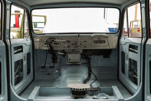 Foto - Eski arazi aracının son hali parmak ısırtıyor!