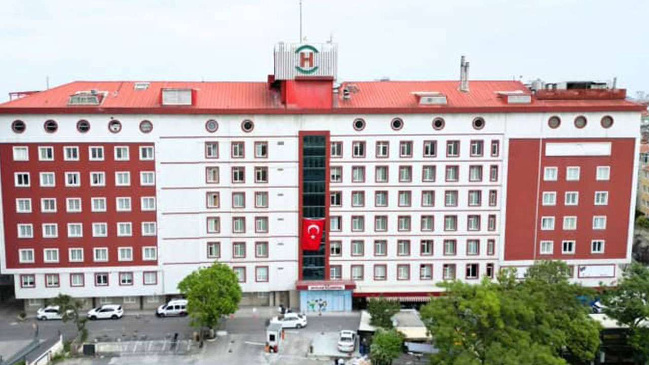Foto - Eski bakana aitti, adı büyük bir skandala karışmıştı: İstanbul'un ünlü hastanesi satılıyor