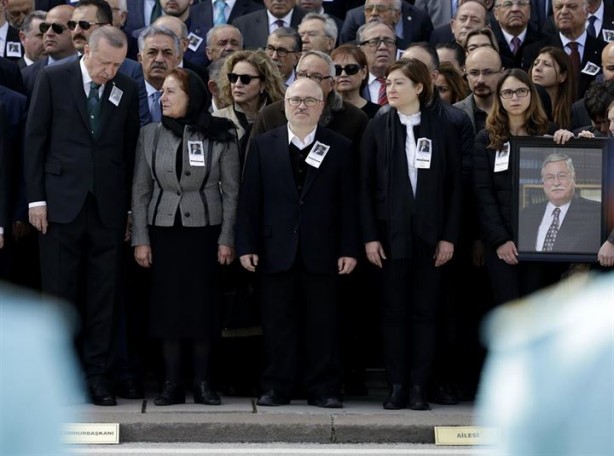 Foto - Eski bakanlardan Hasan Celal Güzel'in vefatı