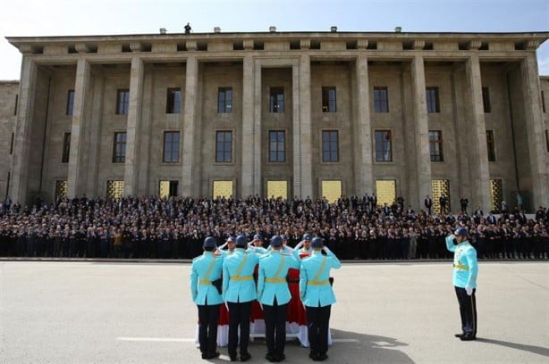 Foto - Eski bakanlardan Hasan Celal Güzel'in vefatı