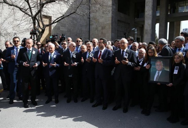 Foto - Eski bakanlardan Hasan Celal Güzel'in vefatı