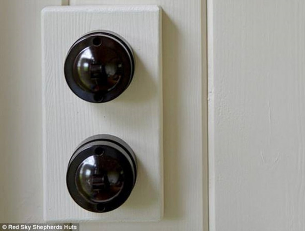 Foto - Eski başbakandan flaş karar! Kulübede yaşayacak