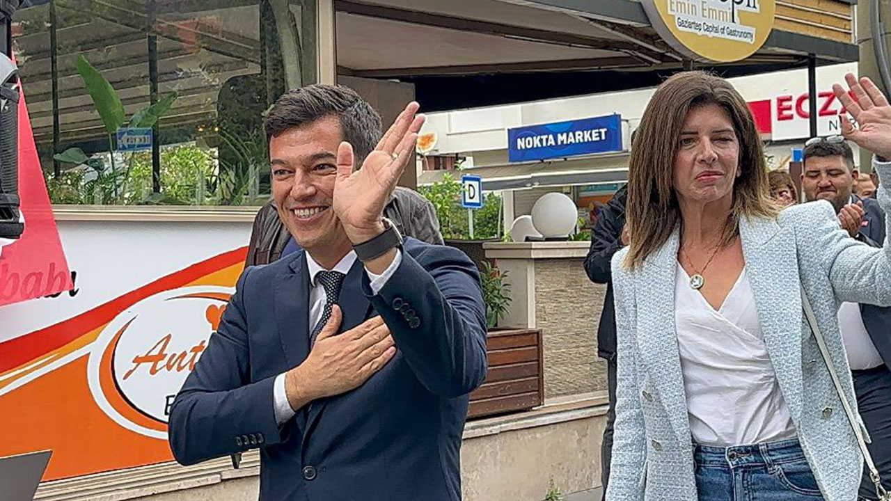 Foto - Eski başkan belediye yönetimine müdahale etmeye başladı: Belediyeyi kim yönetiyor?