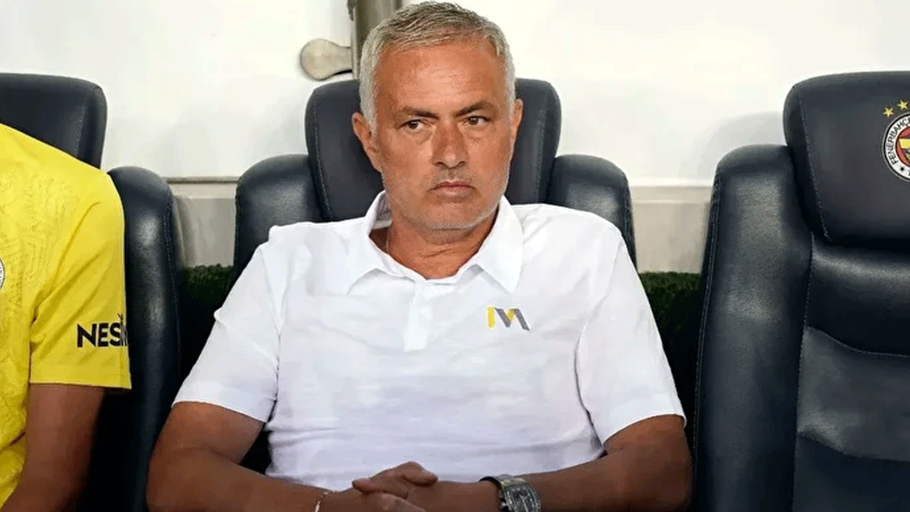 Foto - Eski Beşiktaşlı futbolcudan olay sözler! Mourinho bu kez sert kayaya çarptı