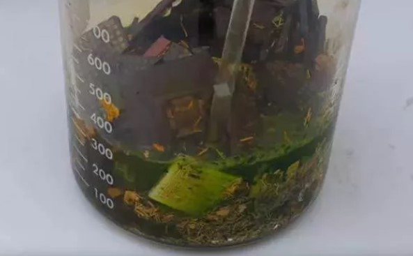 Foto - Eski bilgisayarlarınızı sakın atmayın! İçinde altın kaynıyor