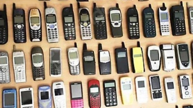 Foto - Eski cep telefonunu saklayanlar yaşadı! 37 bin liraya...