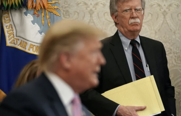 Foto - Eski danışman: Trump’ta diktatör olacak beyin yok! O bir emlak müteahhidi!