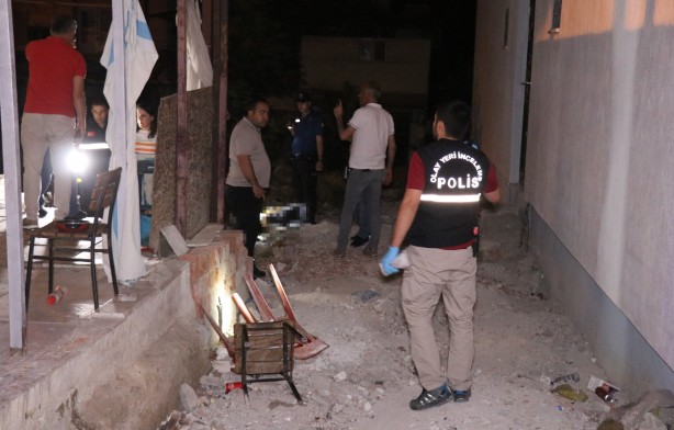 Foto - Eski eşi ve birlikte yaşadığı kişiyi pompalı tüfekle öldürdü