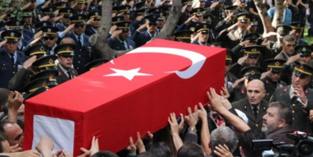 Foto - Eski Genel Kurmay Başkanı’nın Apo’ya özgürlük isteyen Merdan’ın kanalında ne işi var? Teröriste destek veren kimin kızı? Teröristin arkadaşı kimin oğlu? PKK 40 yıldır neden bitmedi? İşte cevabı burada