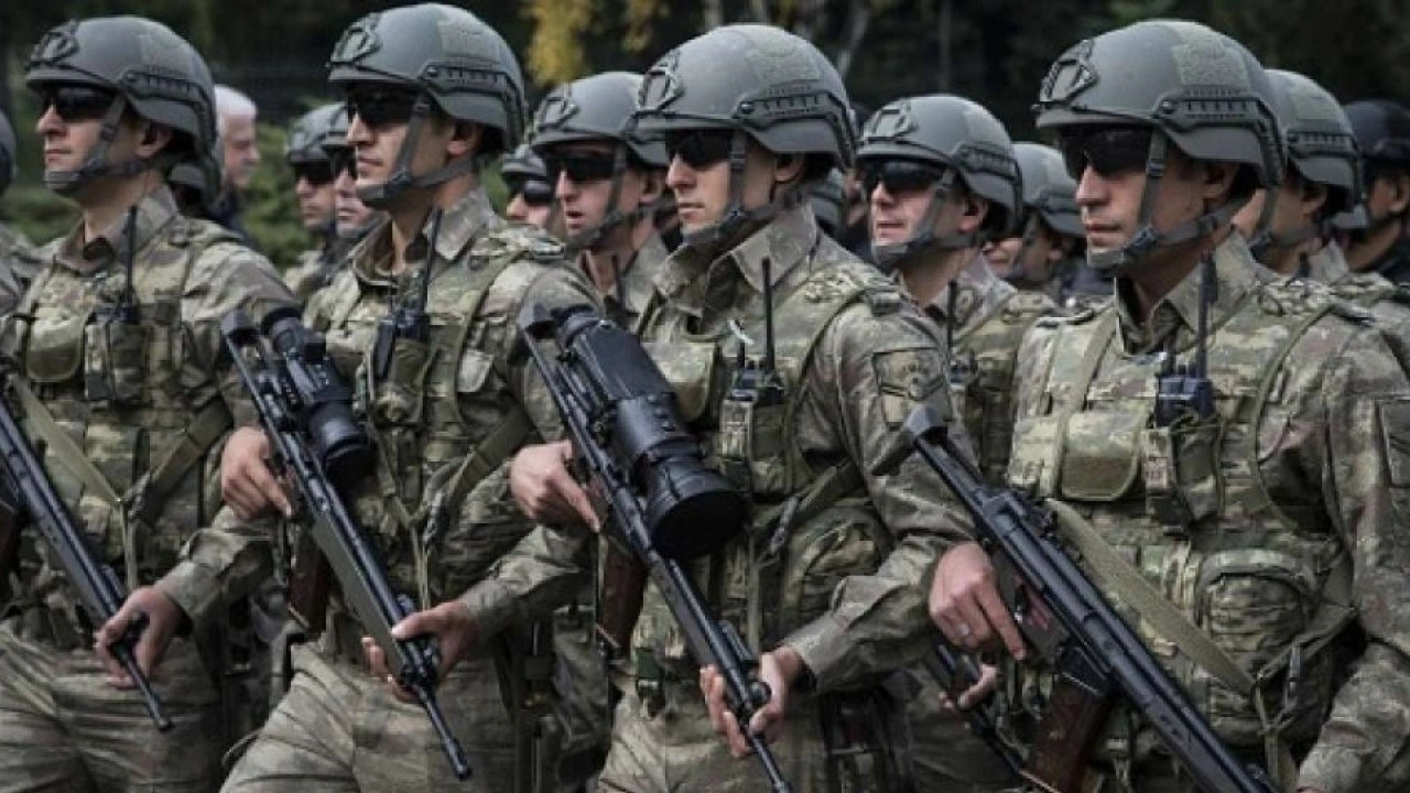 Foto - Eski general yetkilileri uyardı: Türk ordusu oraya girdi, askeri üsler yaptı durum artık aleyhimize