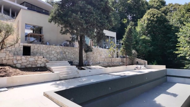 Foto - Eski görüntüleri ortaya çıktı! İşte İBB'nin göz yumduğu boğaza nazır kaçak villa