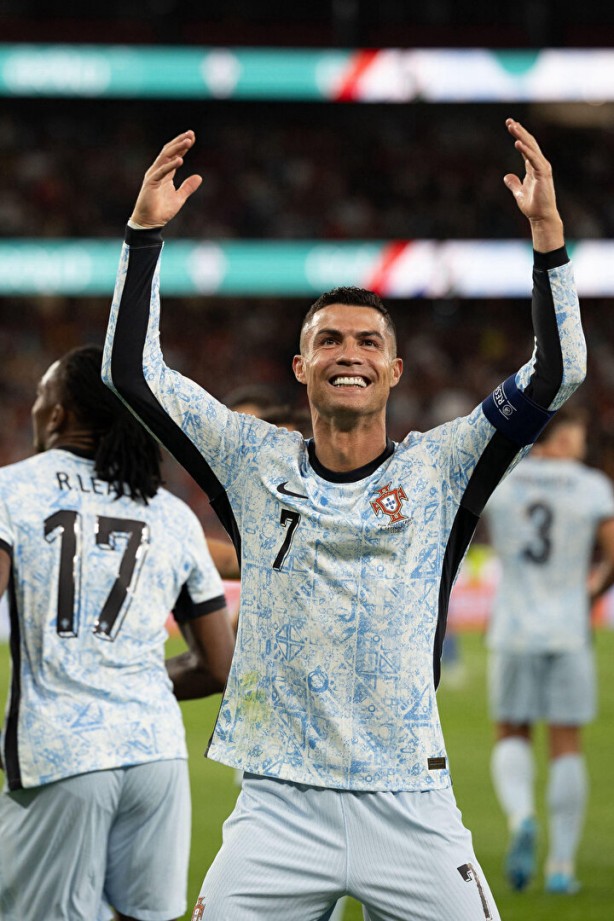 Foto - Eski hocasına neler dedi neler! Ronaldo açtı ağzını yumdu gözünü