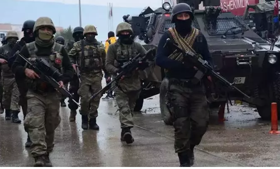Foto - Eski komutan skandalı patlattı: O ülke Türk Silahlı Kuvvetleri'nin parola kitabını çaldı