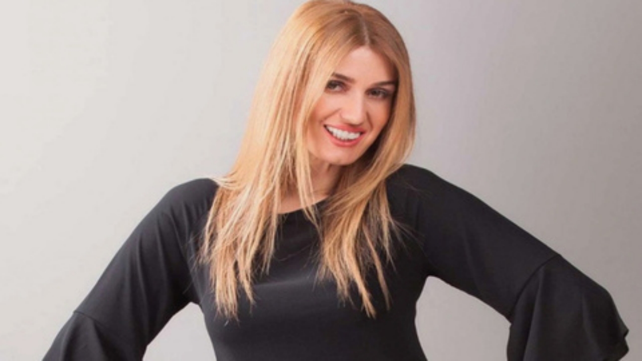 Foto - Eski manken Tuğba Özay’dan bir tuhaf çıkış: Biz vatanımızda bu püskürtmeleri istemiyoruz