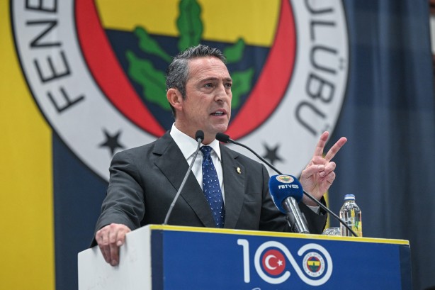 Foto - Eski millî futbolcudan olay Ali Koç açıklaması... "Küme düşersek bırakmam, şampiyon yapıp öyle bırakırım" söylemi nasıl bir saçmalıktır?