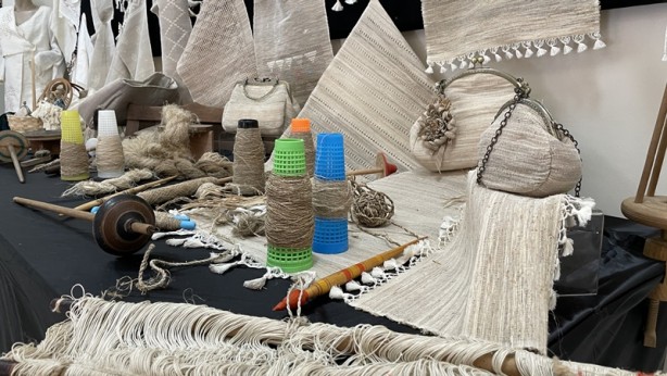 Eski okul binası kendir ipliği dokuma atölyesine dönüştürüldü