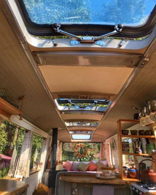 Foto - Eski otobüsü tatil evine dönüştürdü!