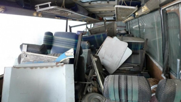 Foto - Eski otobüsü tatil evine dönüştürdü!