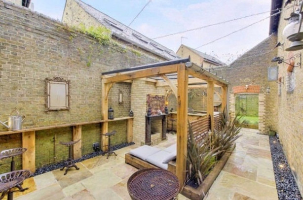 Foto - Eski polis karakolunu eve dönüştürdüler!