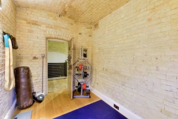 Foto - Eski polis karakolunu eve dönüştürdüler!