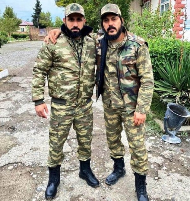 Foto - Eski Süper Lig futbolcusu Azerbaycan ordusuna katıldı