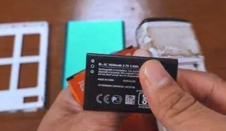 Foto - Eski telefonlarınızı sakın atmayın! Öyle bir şey geliştirildi ki, milyonlar meraklandı