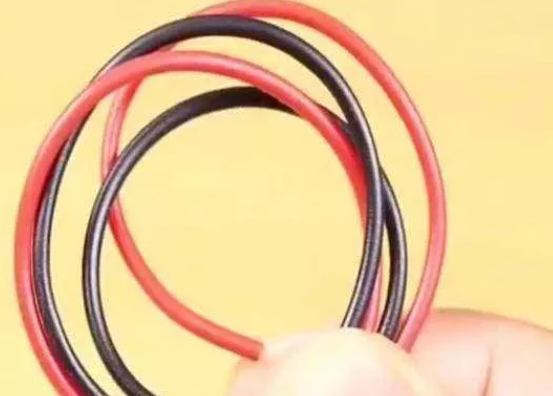 Foto - Eski telefonlarınızı sakın atmayın! Öyle bir şey geliştirildi ki, milyonlar meraklandı