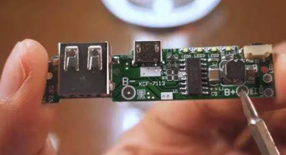 Foto - Eski telefonlarınızı sakın atmayın! Öyle bir şey geliştirildi ki, milyonlar meraklandı