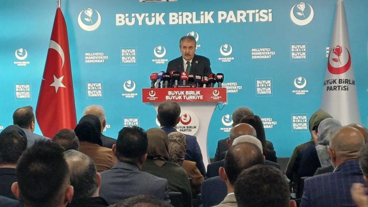 Foto - Eski Türkiye’yi örnek gösterdi! Destici’den Azerbaycan’a kardeş nasihati