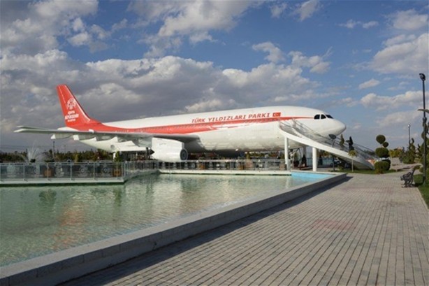 Foto - Eski uçak restoran oldu!